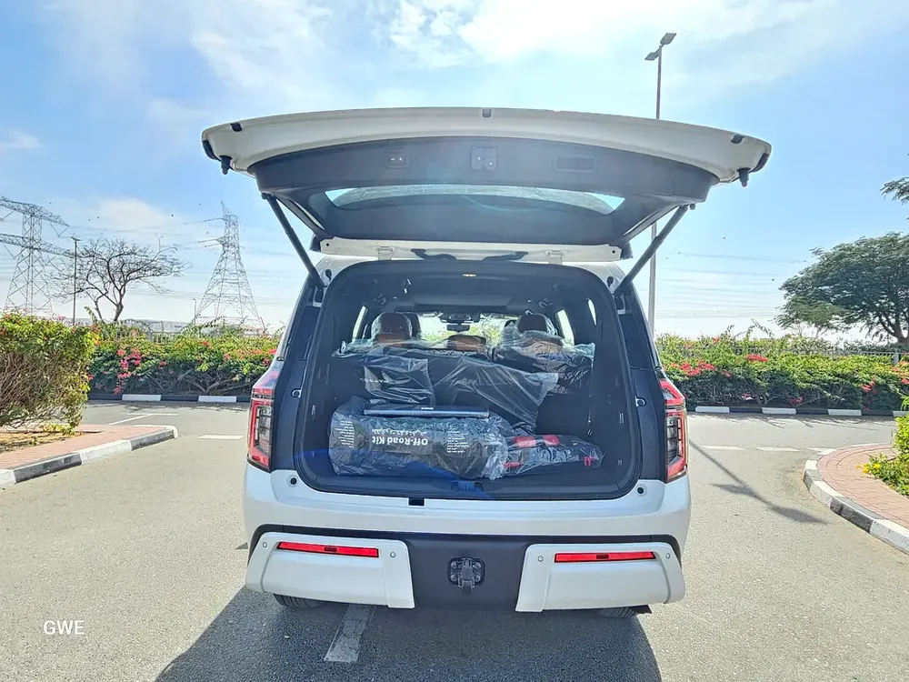 NISSAN PATROL SE TITANIUM V6 3.8L 2026 0KM GCC - Image 19