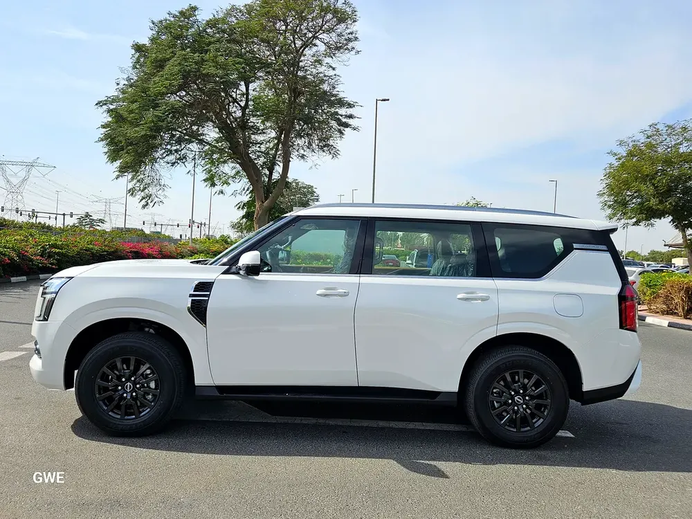 NISSAN PATROL SE TITANIUM V6 3.8L 2026 0KM GCC - Image 6