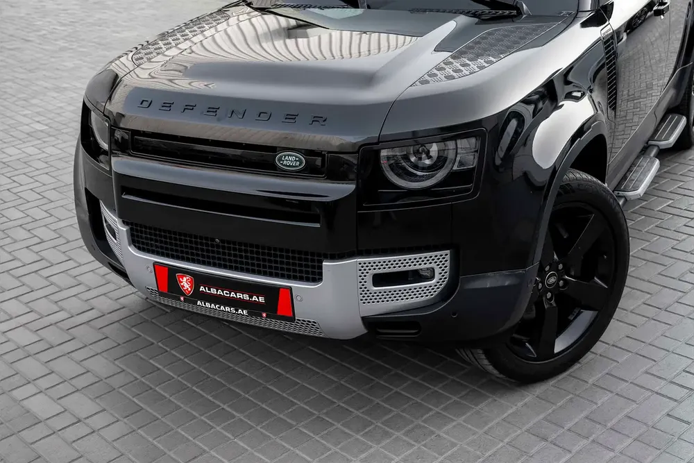 4,700 P.M |  Defender 130 SE | 0% Downpayment | LR Warranty +S/Contract! - Image 7
