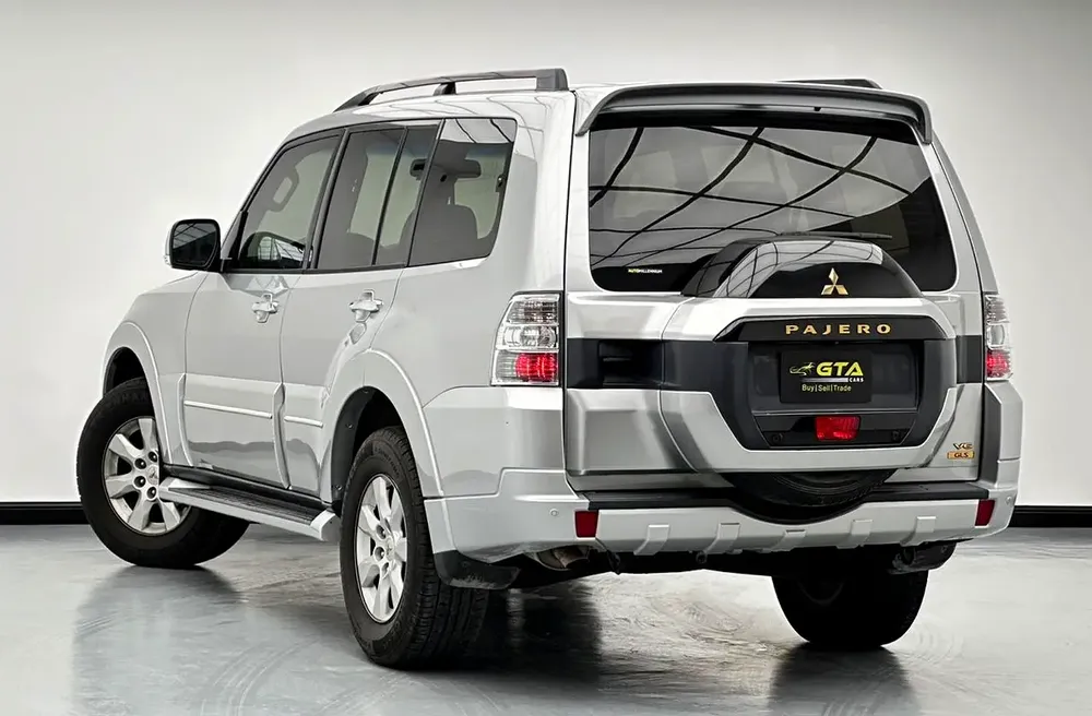 2022 Mitsubishi Pajero GLS, 1 Year Unlimited Km Warranty, Excellent Condition, GCC - Image 6