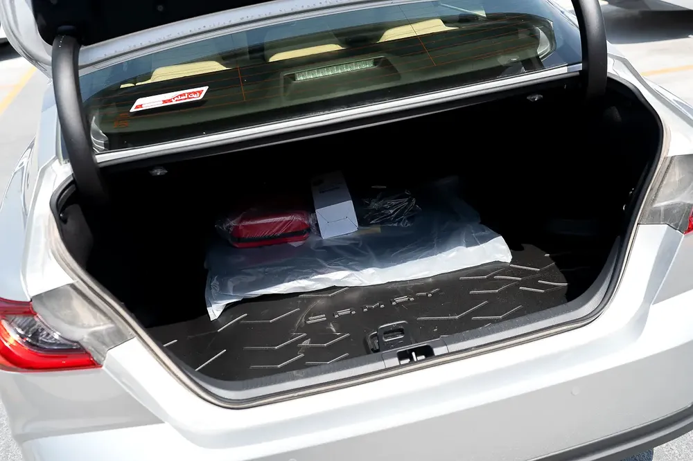 LE hybrid 2.5 2026 - Image 19