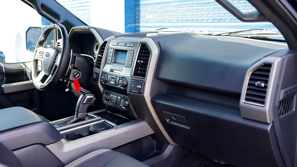 F150 Raptor | AED 3,100 PM | Warranty - Service March 2028 | GCC - Image 6