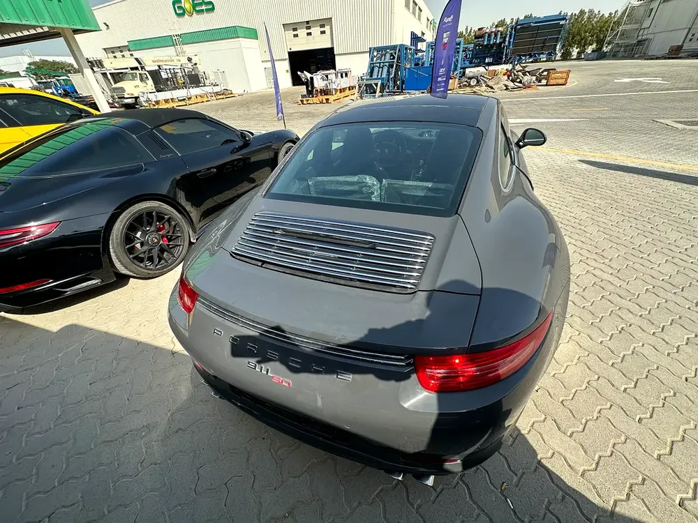 Porsche 911 50th Anniversary | Limited to 1963 Pieces | GCC 2014 | Low Mileage - Image 6