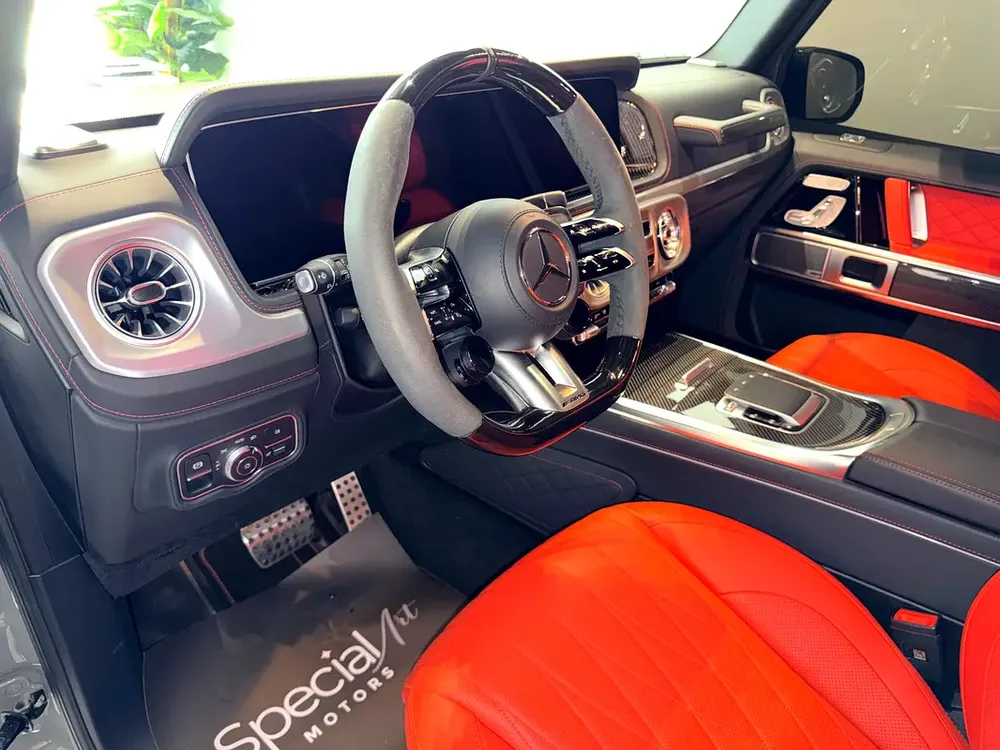 Mercedes-Benz G63 AMG / 2025 / 13,000KM / European Specs - Image 4