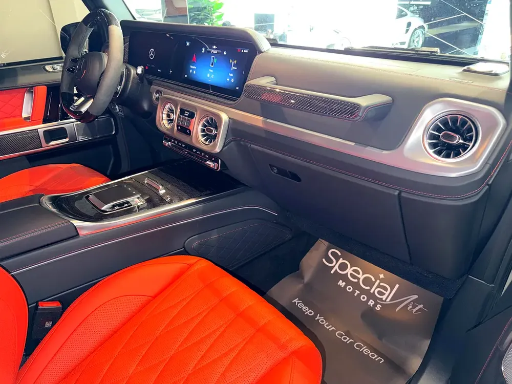 Mercedes-Benz G63 AMG / 2025 / 13,000KM / European Specs - Image 6