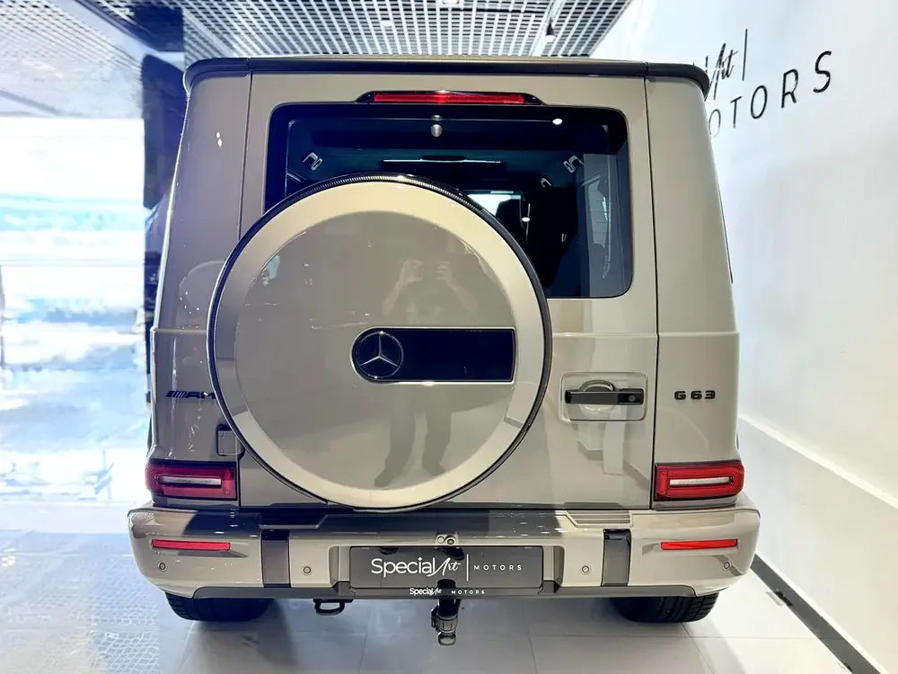 Mercedes-Benz G63 AMG / 2025 / 13,000KM / European Specs - Image 9