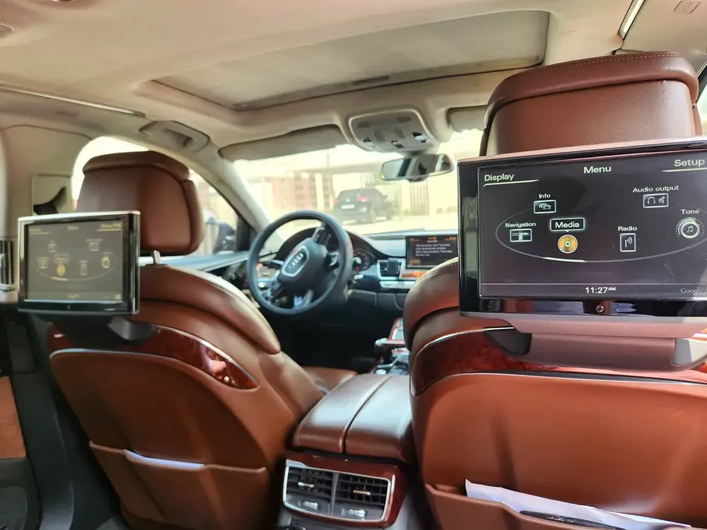 Audi A8 3.0 TFSI 2013 | GCC Specs | Well Maintained - Image 7