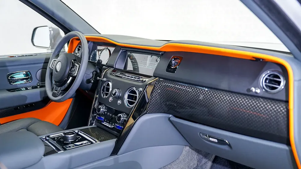 Cullinan Black Badge | AED 20,519 PM | Warranty  Service August 2026 | GCC - Image 6