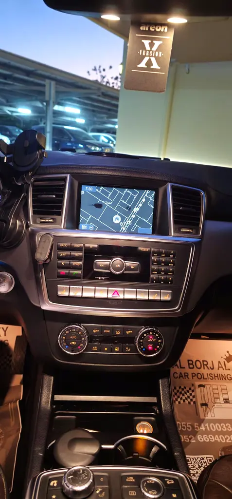 2014 Mercedes-Benz GL 500 4Matic | GCC Specs | Full Service History - Image 10