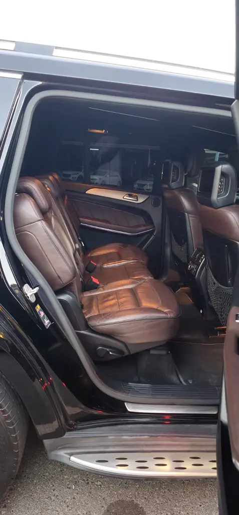 2014 Mercedes-Benz GL 500 4Matic | GCC Specs | Full Service History - Image 8