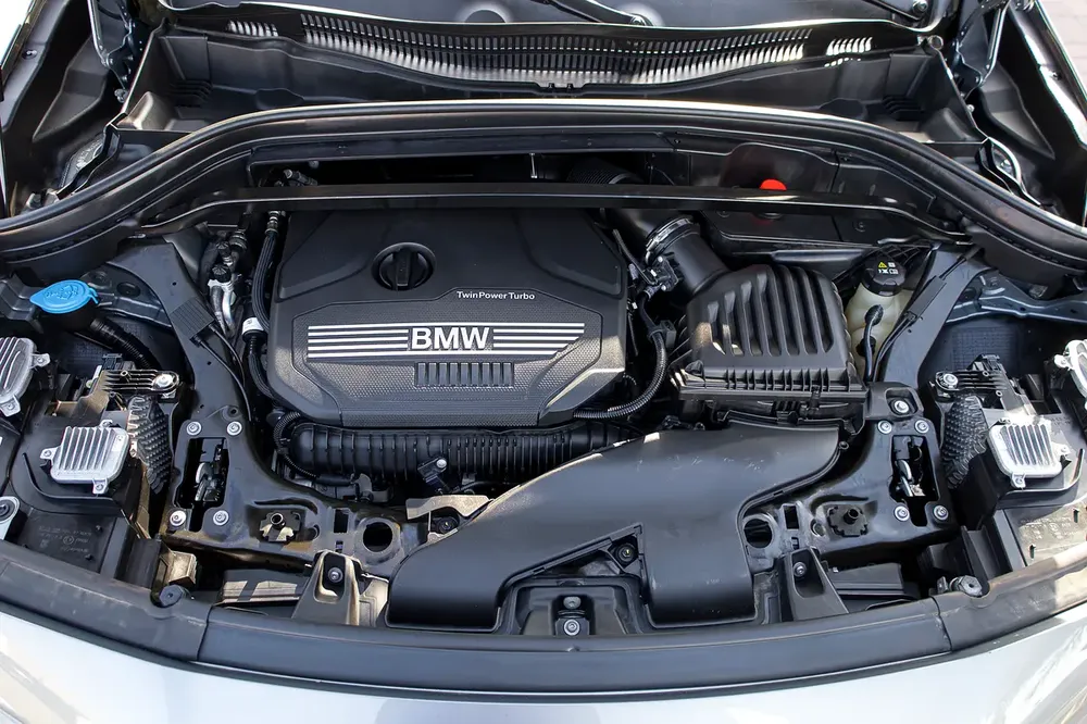 BMW X2 sDrive20i 2023 GCC | Warranty | Flexible D.P. - Image 11