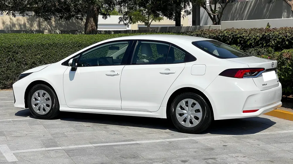 2023/Toyota/Corolla/1.6 ltr/GCC/Immaculate Condition/Own in Cash/Auto Loan at 0% Down Payment - Image 11