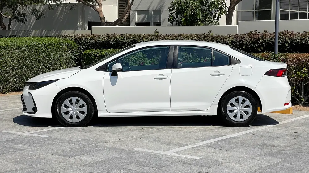 2023/Toyota/Corolla/1.6 ltr/GCC/Immaculate Condition/Own in Cash/Auto Loan at 0% Down Payment - Image 13