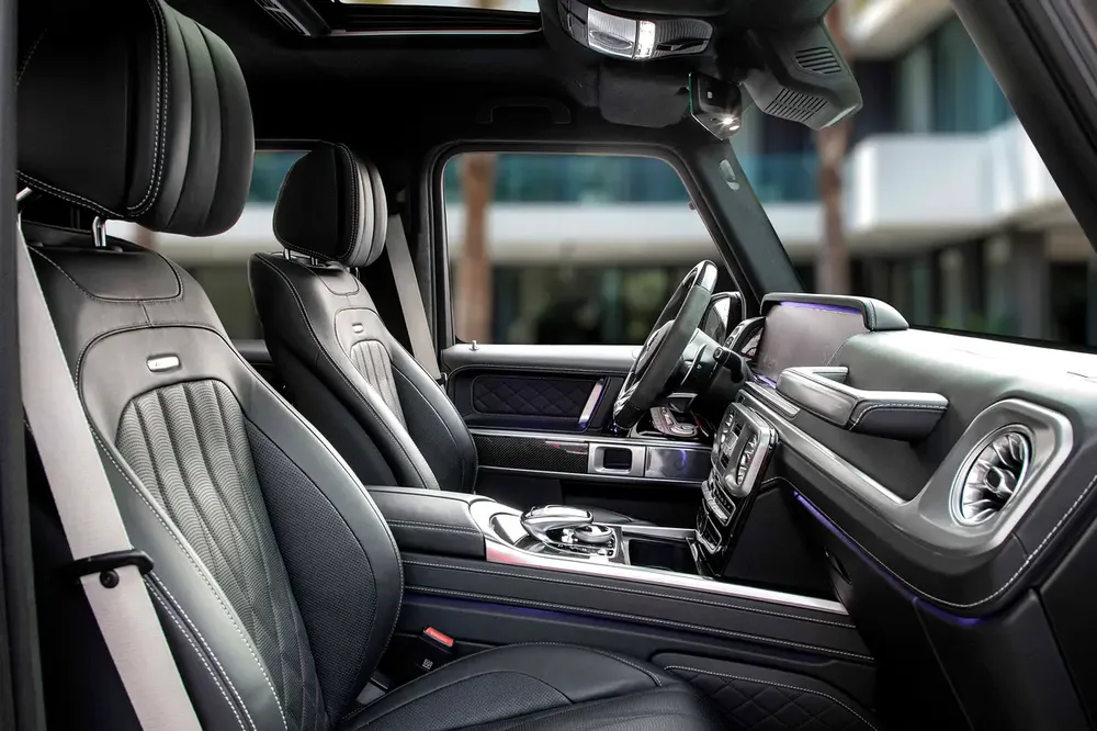 16,450 P.M |  G63 AMG Night Package | 0% Downpayment | Warranty! - Image 11