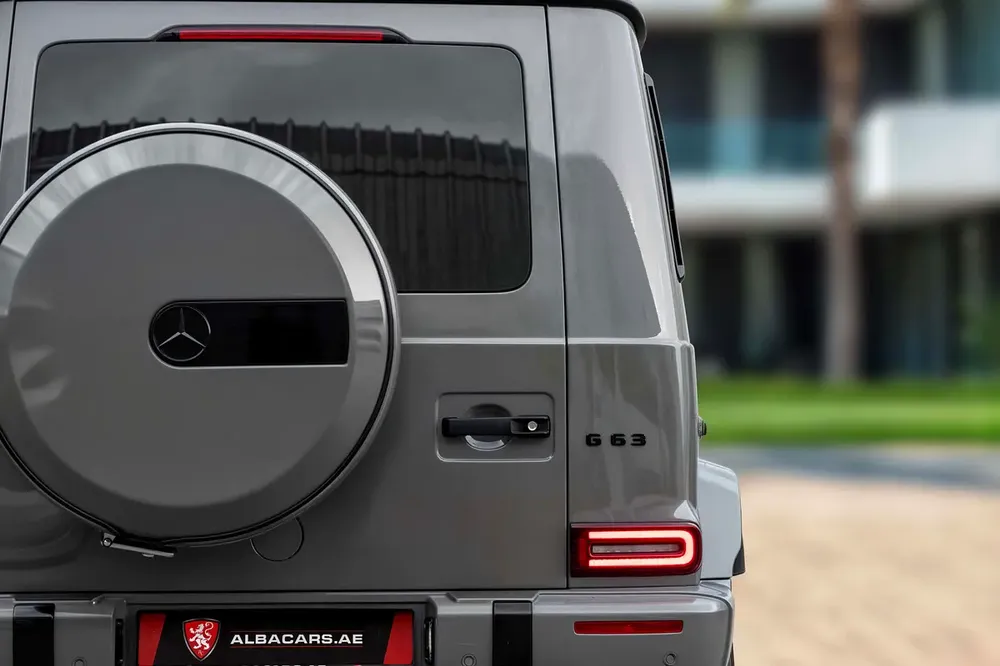 16,450 P.M |  G63 AMG Night Package | 0% Downpayment | Warranty! - Image 6