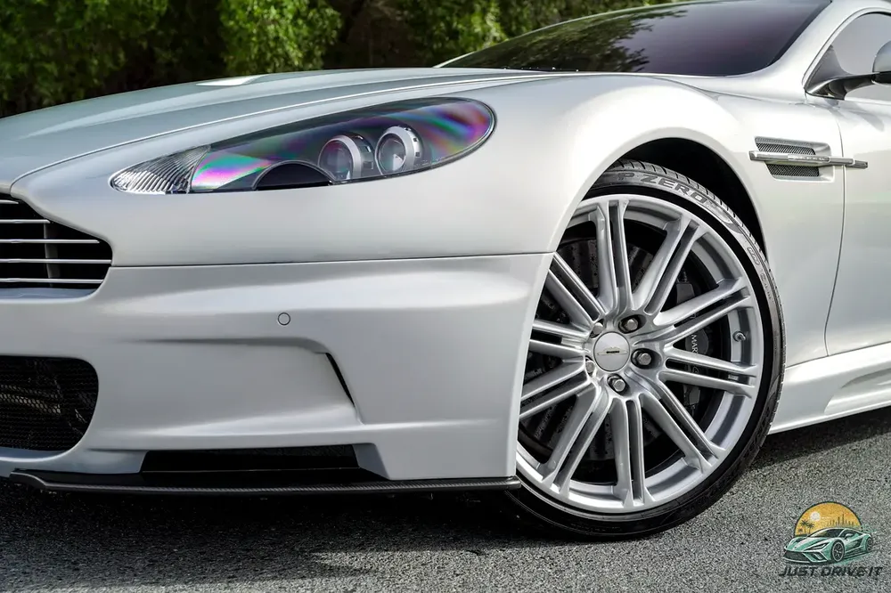 2009 Aston Martin DBS - GCC Specs - Full Service History - 65,000 KM - Image 8