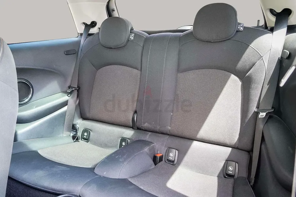 AED 547/month | 2019 MINI Cooper  | GCC Specs | Ref#438544 - Image 12