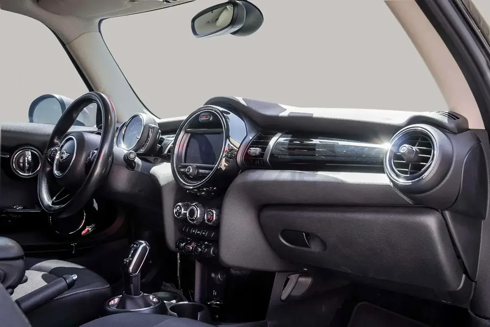 AED 547/month | 2019 MINI Cooper  | GCC Specs | Ref#438544 - Image 9