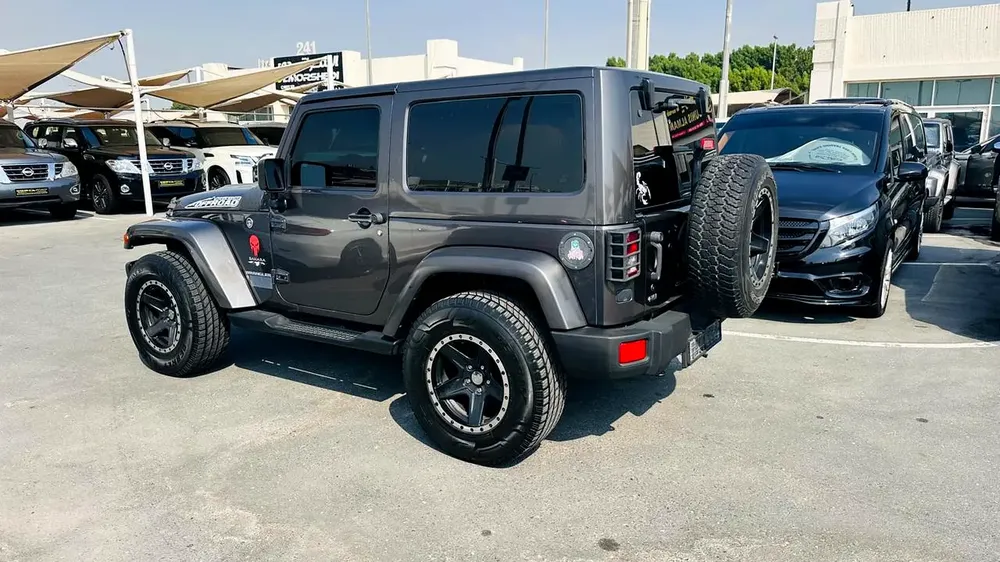 JEEP WRANGLER SHARA 2016 GCC VERY CLEAC CAR NO ACCIDENT - Image 4