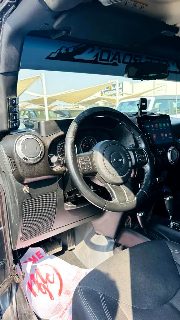 JEEP WRANGLER SHARA 2016 GCC VERY CLEAC CAR NO ACCIDENT - Image 8