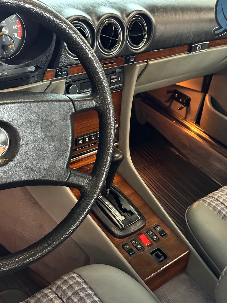 Classic 1983 Mercedes-Benz SL-Class 380 SL | Japanese Specs | Collector Grade - Image 12