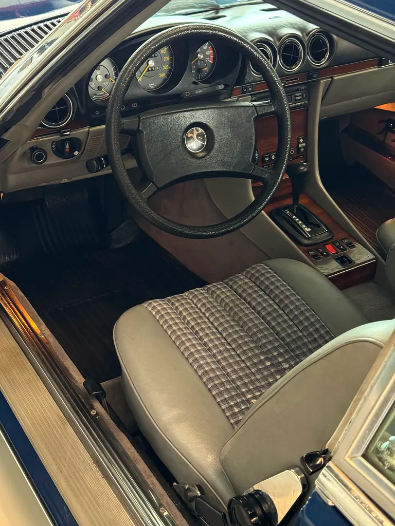 Classic 1983 Mercedes-Benz SL-Class 380 SL | Japanese Specs | Collector Grade - Image 13