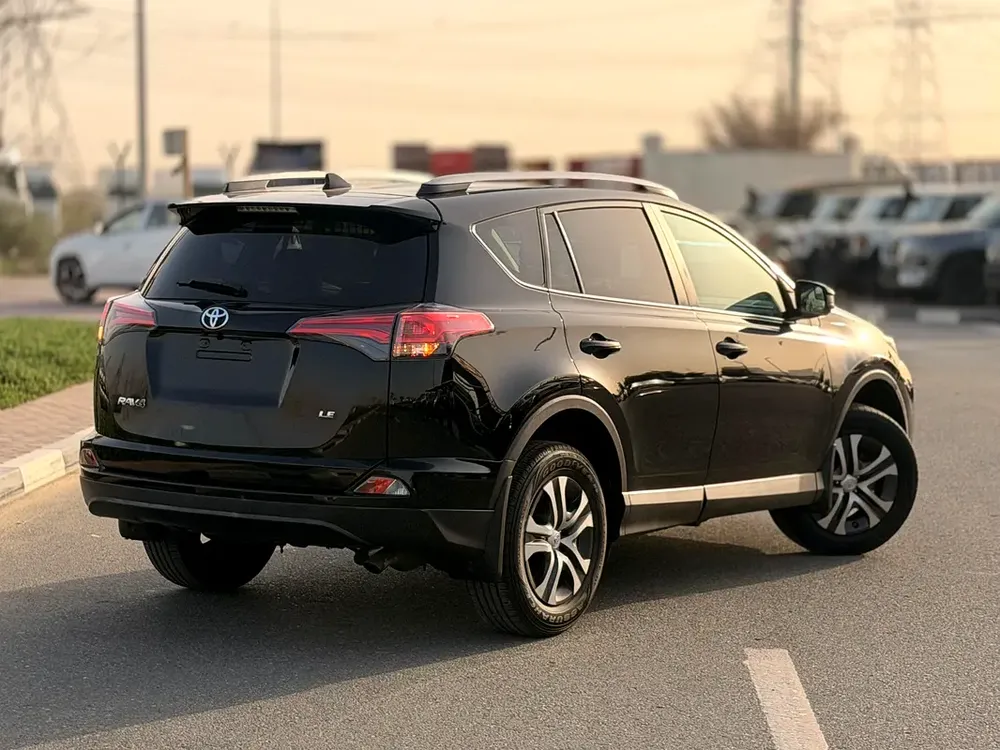 Toyota RAV4 LE 2017, LE - Well Maintained - Image 17