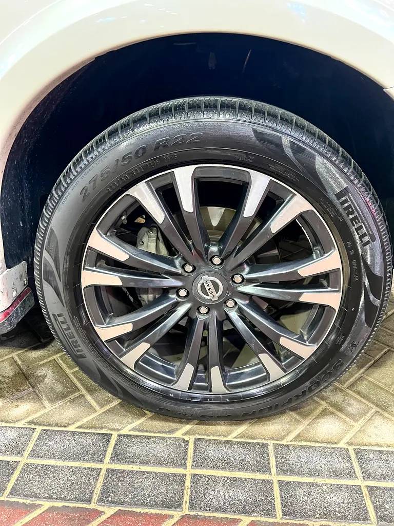 Nissan Patrol LE Platinum City 2017  |  Nismo Kit  |  GCC Specs | V8 Engine - Image 6