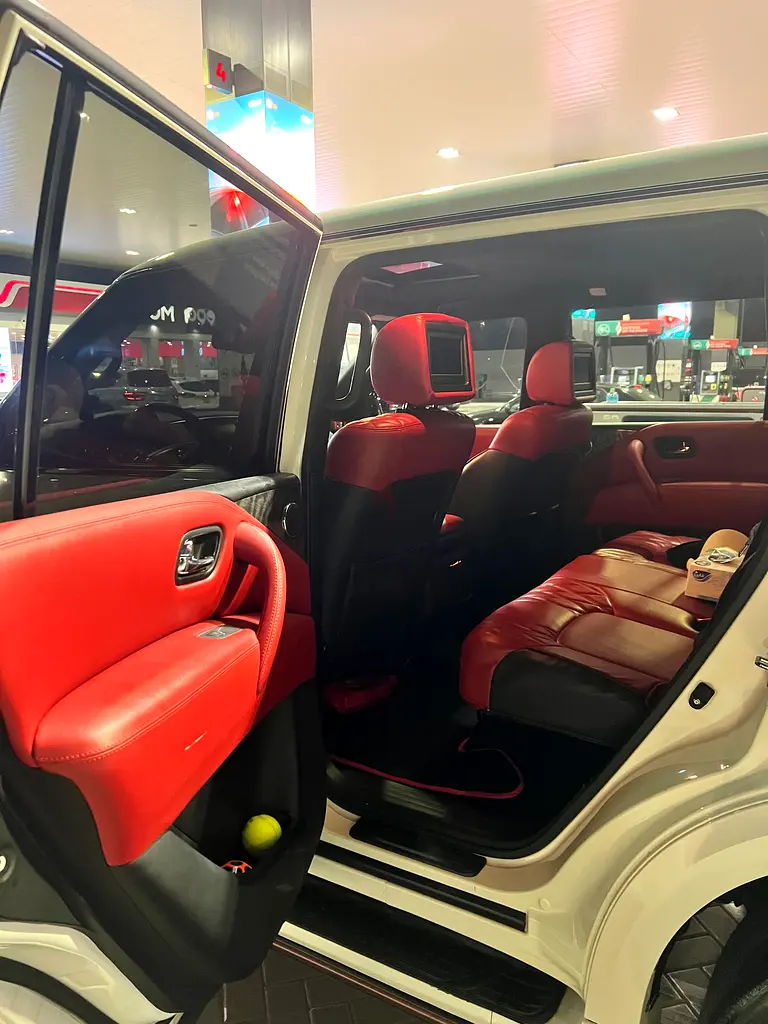 Nissan Patrol LE Platinum City 2017  |  Nismo Kit  |  GCC Specs | V8 Engine - Image 8