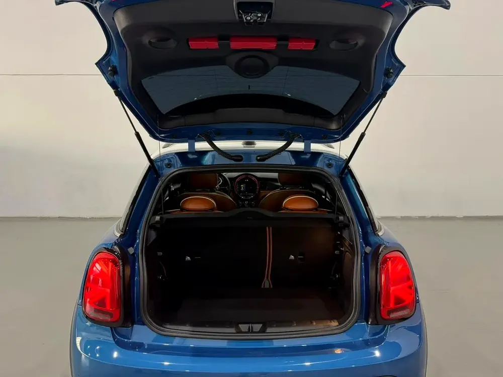 2023 GCC MINI Cooper S / Full agency service history - Image 8