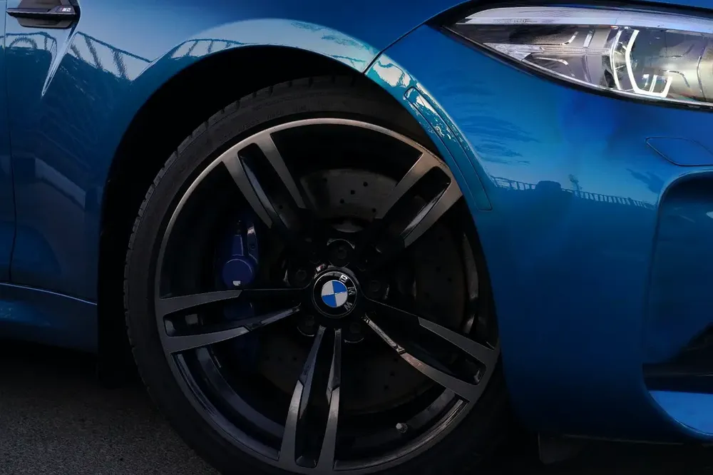 Perfect  car manual gear LIMTED  edition low milage - Image 6