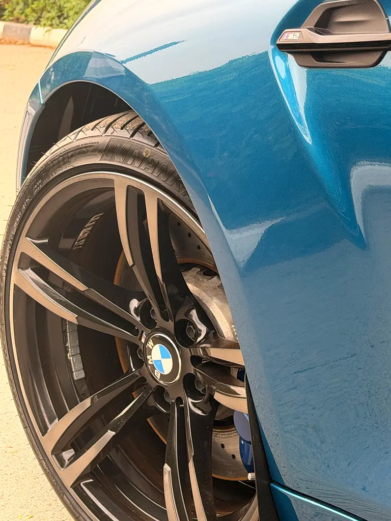Perfect  car manual gear LIMTED  edition low milage - Image 8