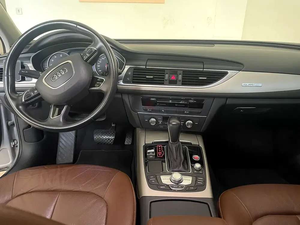 Audi A6 2.0T TFSI 2017 | GCC Specs | Low Mileage | Excellent Condition - Image 4