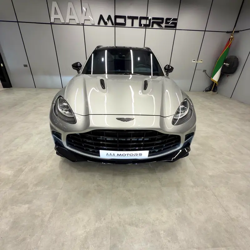 Aston Martin DBX 707 2023 - European Specs - Image 4