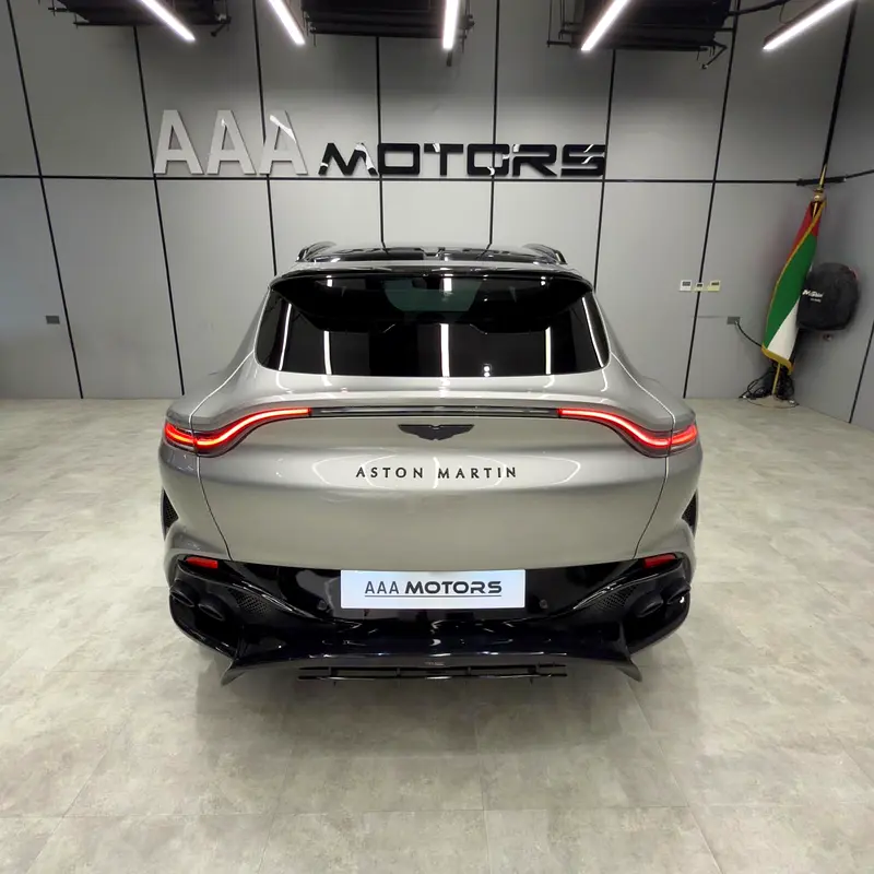 Aston Martin DBX 707 2023 - European Specs - Image 5