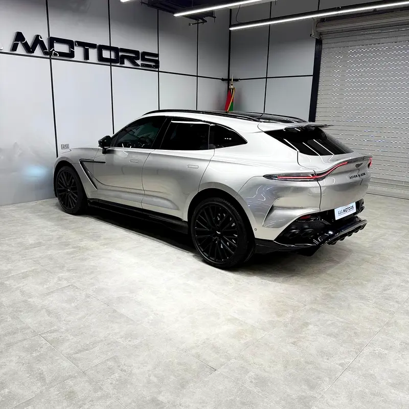 Aston Martin DBX 707 2023 - European Specs - Image 6