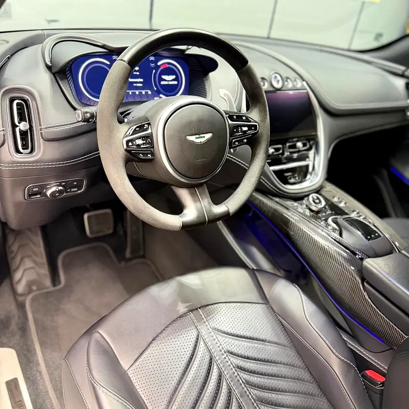 Aston Martin DBX 707 2023 - European Specs - Image 7