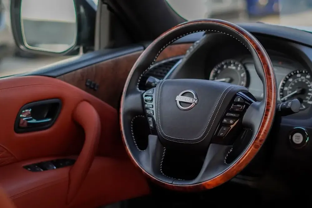 nissan armada platinum 2021 - Image 10