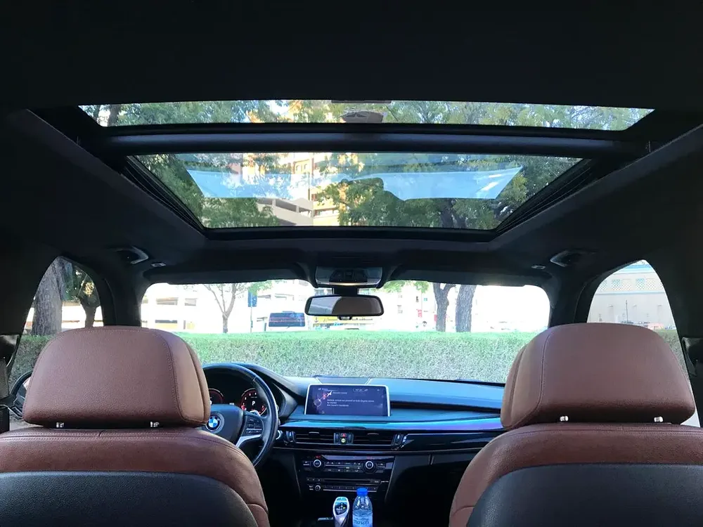 BMW X5 xDrive50i Luxury-Line 2015 GCC Specs - Image 13