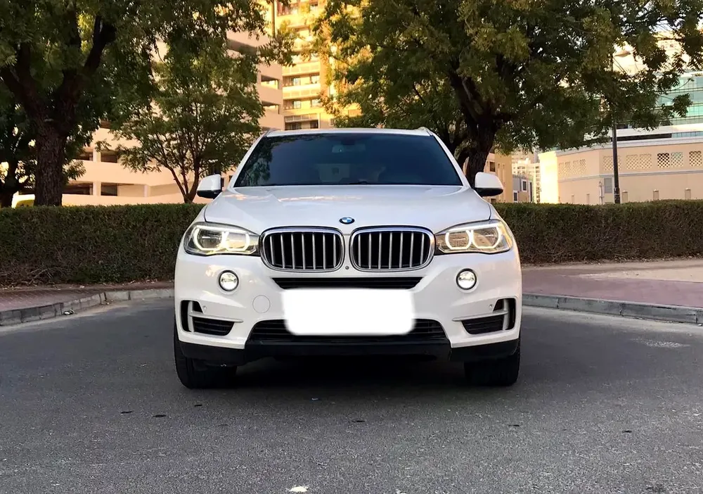 BMW X5 xDrive50i Luxury-Line 2015 GCC Specs - Image 6