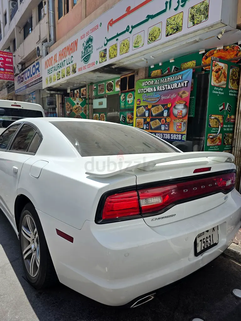 Dodge Charger R/T Mid 2013 | GCC Specs | V8 HEMI - Image 4