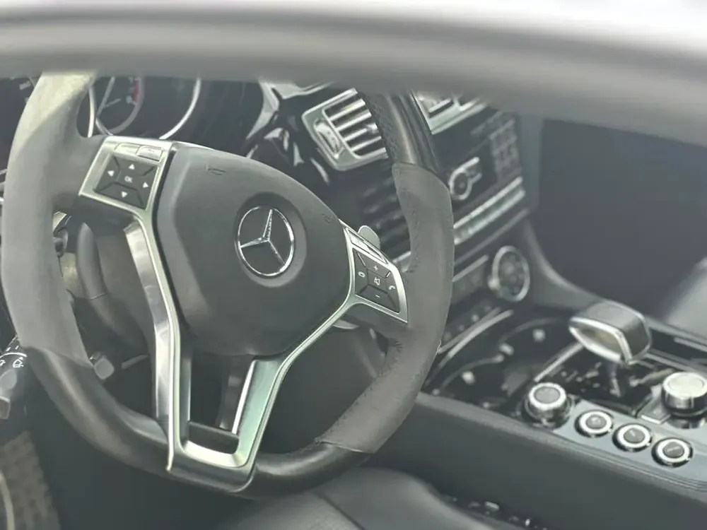 MERCEDES BENZ AMG CLS 63 II FULL SERVICE II - Image 18