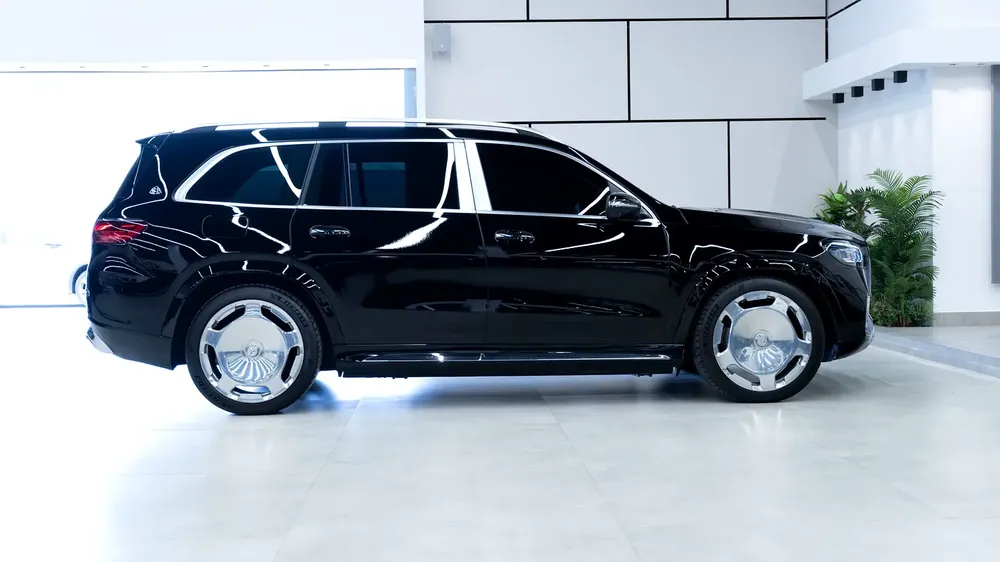 Mercedes-Benz GLS 580 2024 - Korean Specs - Maybach Kit - Full PPF - Like New - Image 4