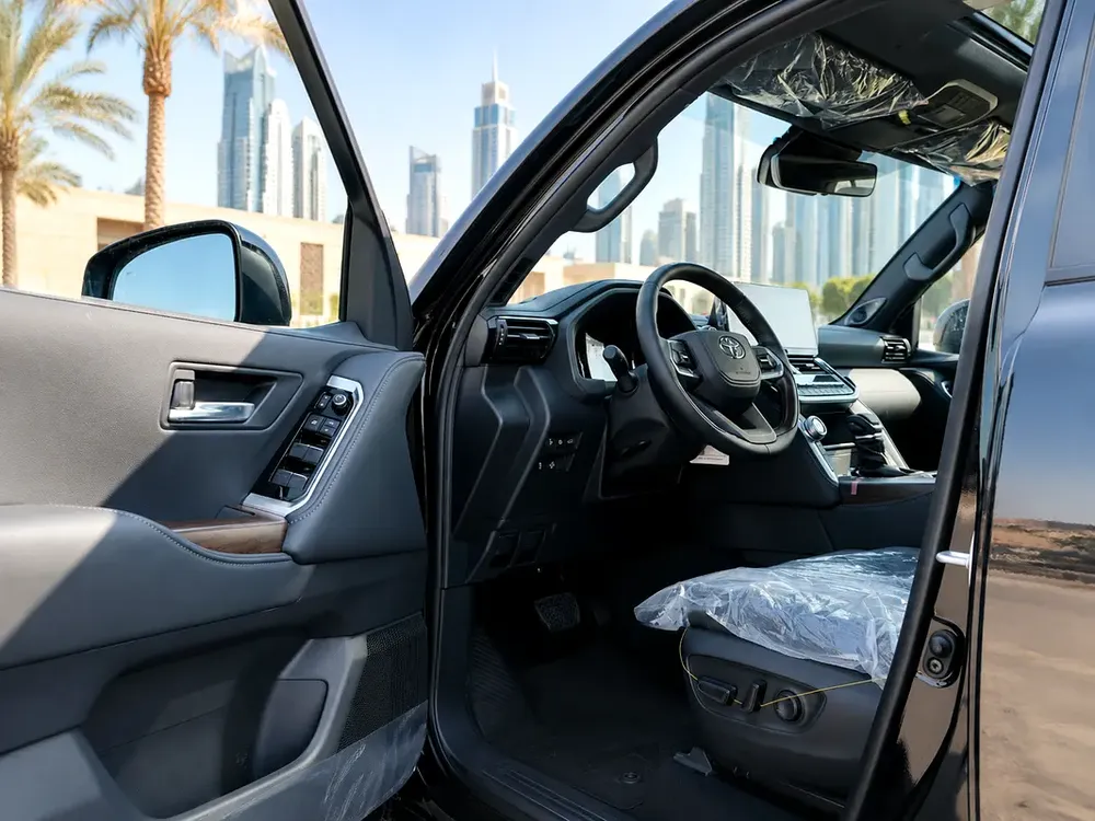 2026 Toyota Land Cruiser LC300 GXR | Diesel Twin Turbo | Radar + JBL | Export Ready - Image 5
