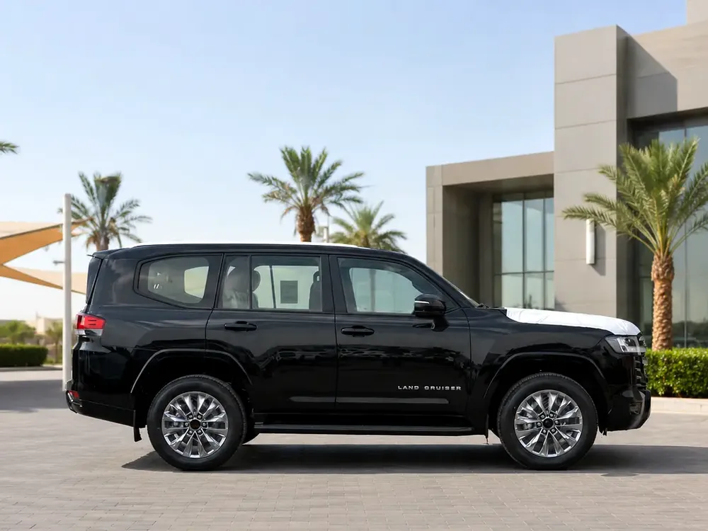 2026 Toyota Land Cruiser LC300 GXR | Diesel Twin Turbo | Radar + JBL | Export Ready - Image 8