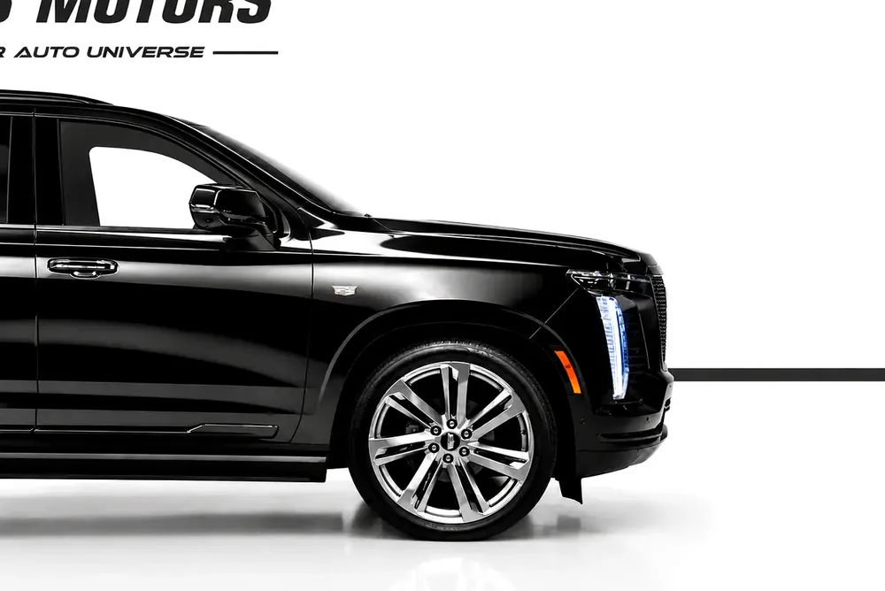 2025 Cadillac Escalade Sport Platinum - GCC Specs - Brand New - Image 7
