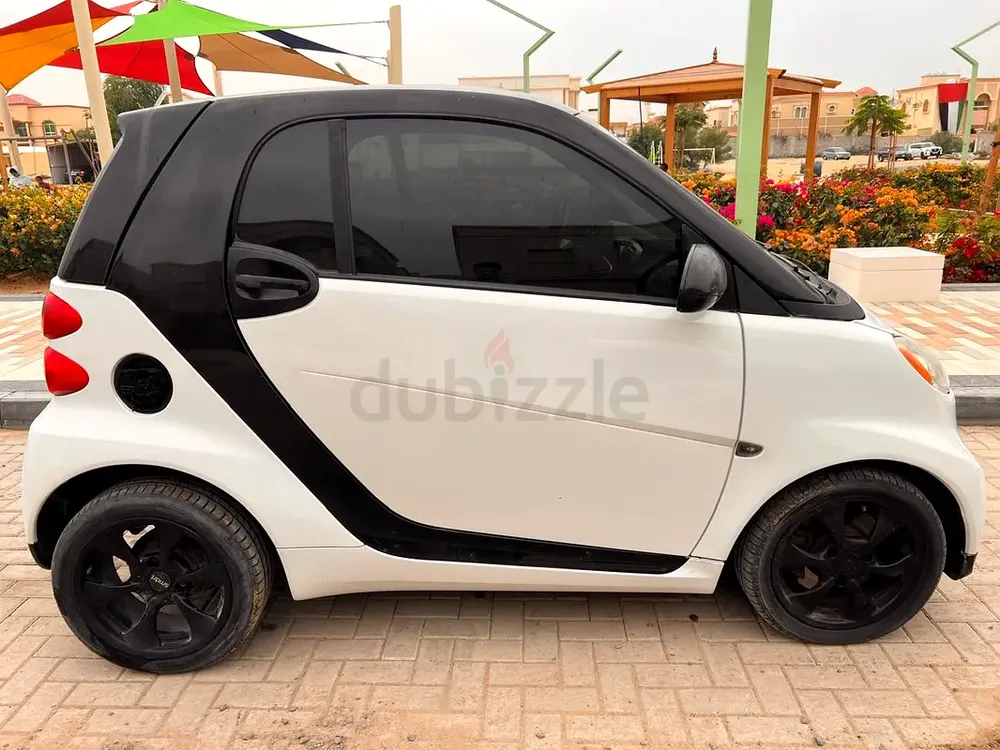 Smart 2015 White (Red Leather) - Image 4