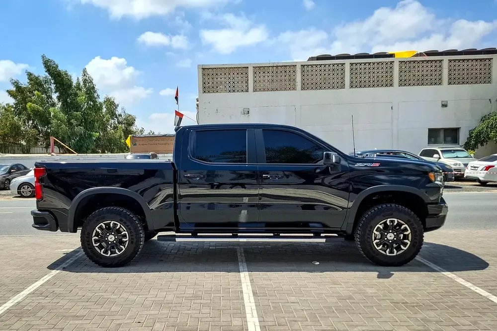 AED 3799/month | 2025 Chevrolet Silverado ZR2 | GCC Specs | Ref#444590 - Image 4