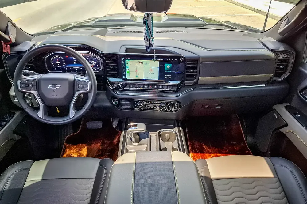 AED 3799/month | 2025 Chevrolet Silverado ZR2 | GCC Specs | Ref#444590 - Image 9