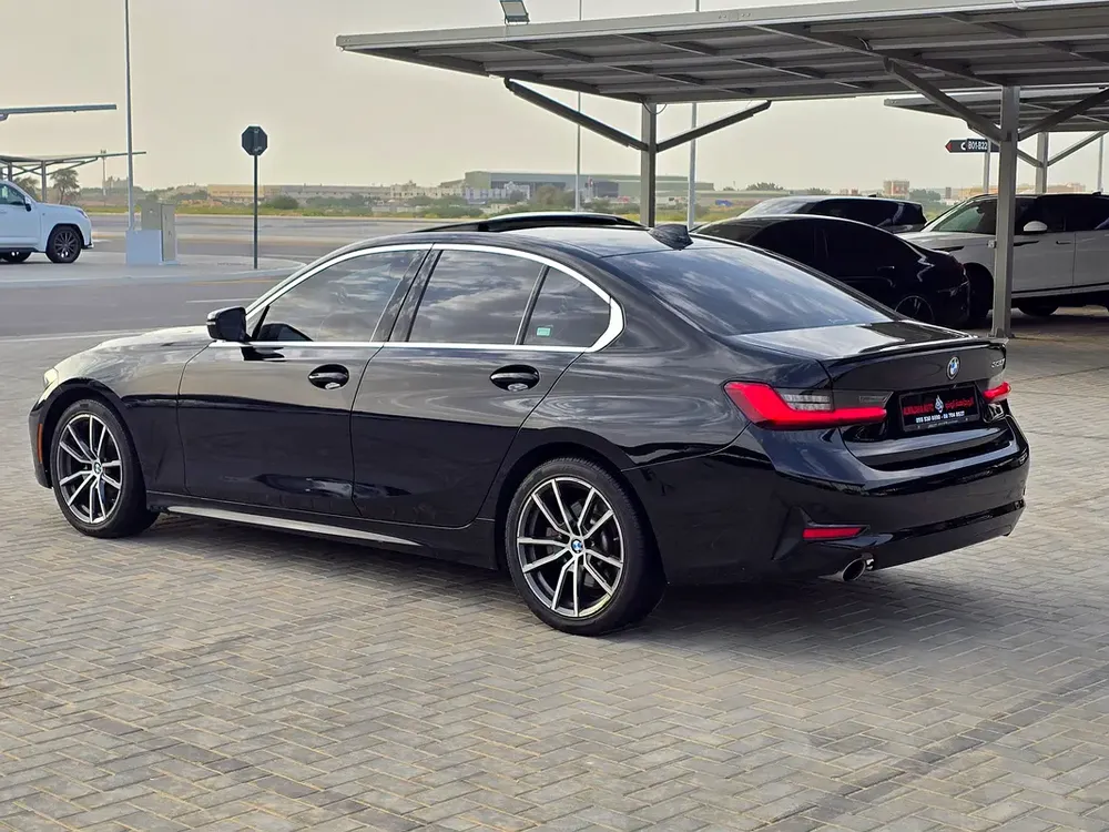 BMW 3-Series 330i 2020 - American Specs - GCC Stock - Image 5